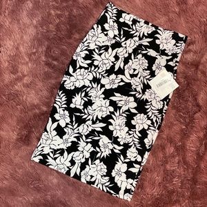 LuLaRoe Cassie Skirt